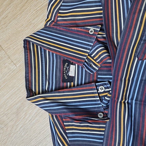 Paul and Shark - 3 dress shirts - Picture 2 of 4